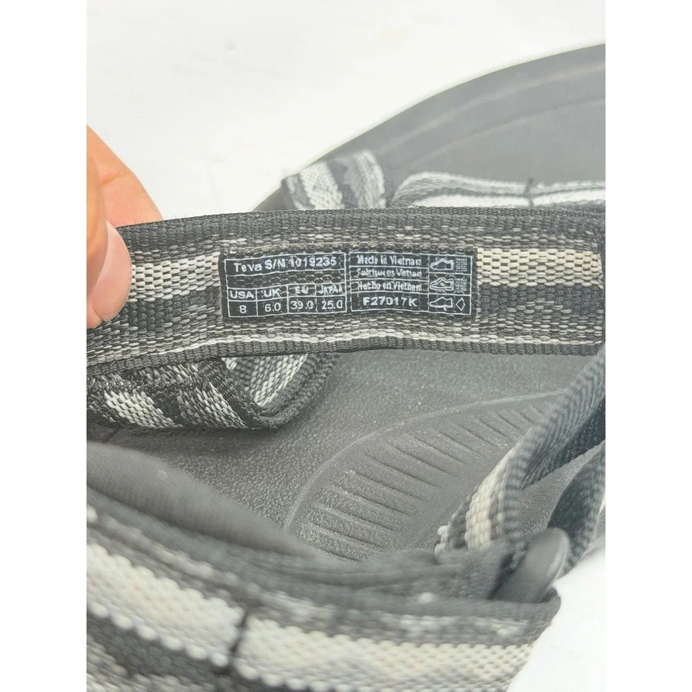 Teva Hurricane XLT2 Women's Size 8 Gray Black Strappy Hiking Sport Sandals